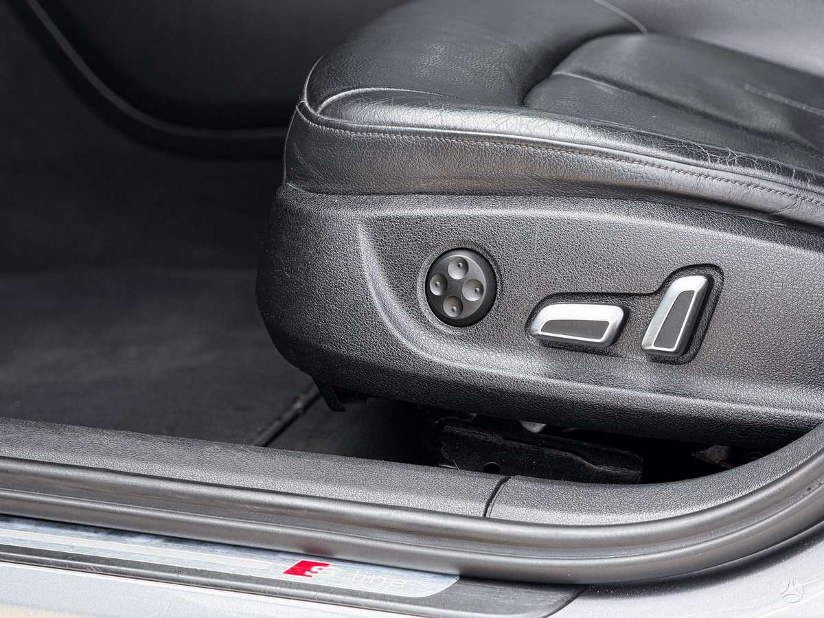 Audi A6, 2.0 l., Седан
