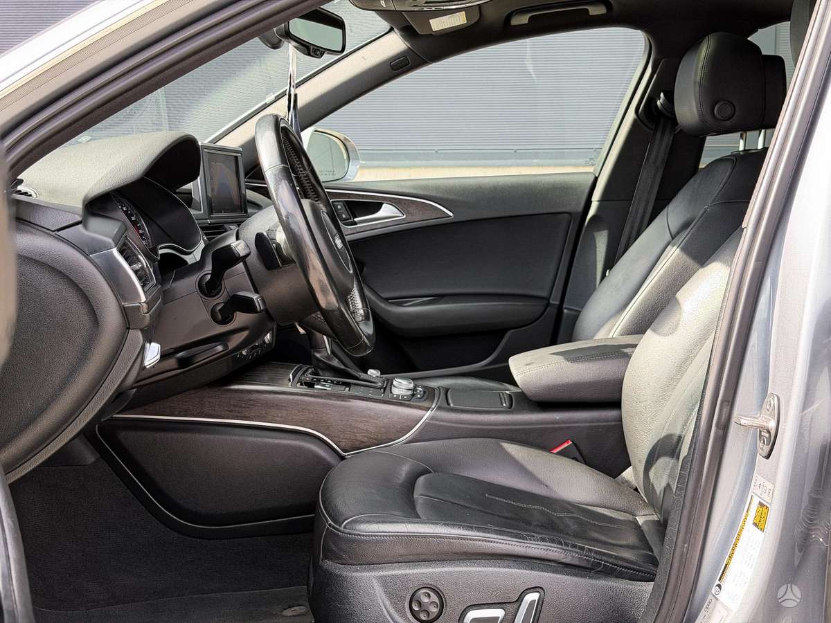 Audi A6, 2.0 l., Седан