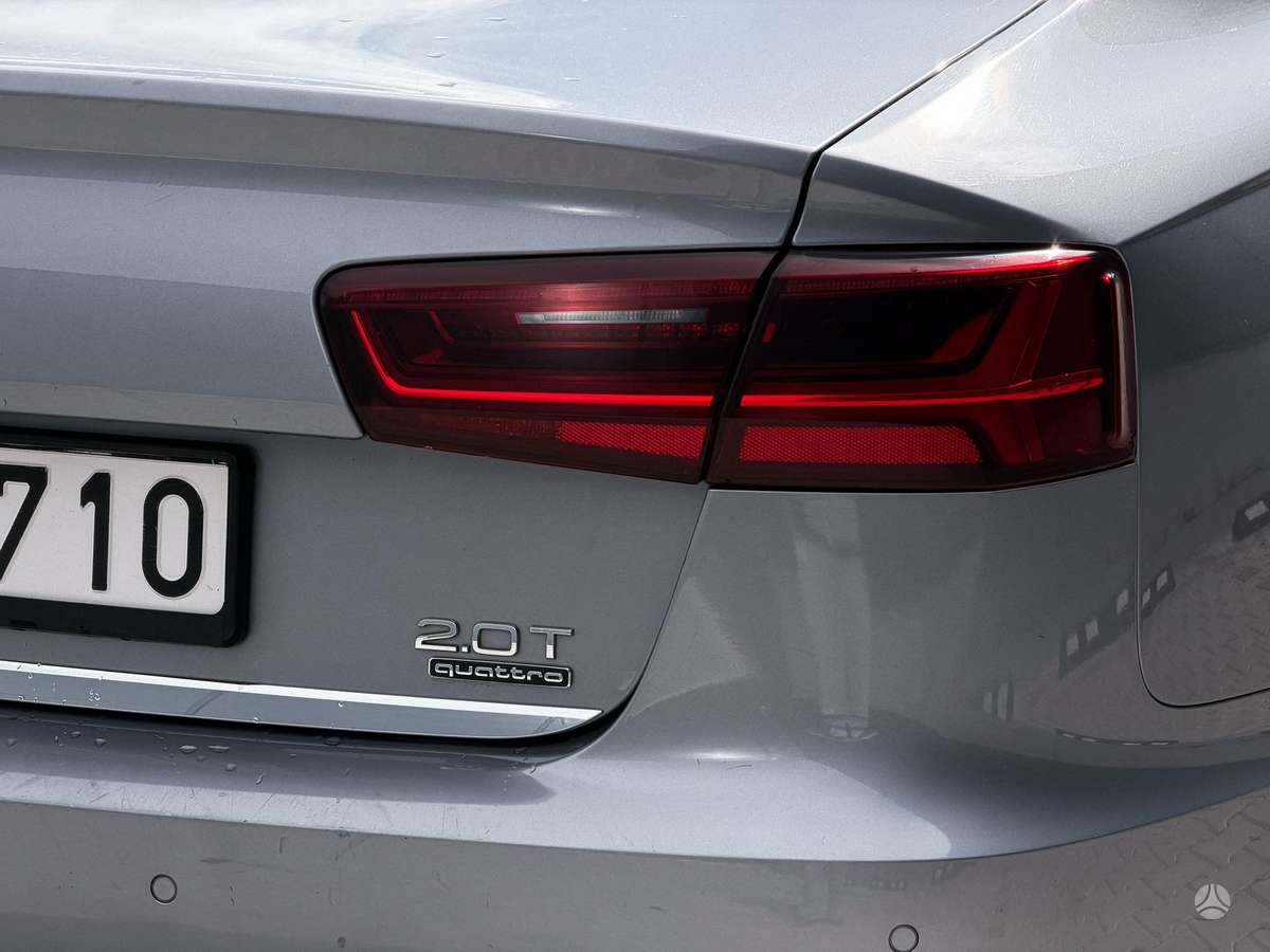 Audi A6, 2.0 l., Седан