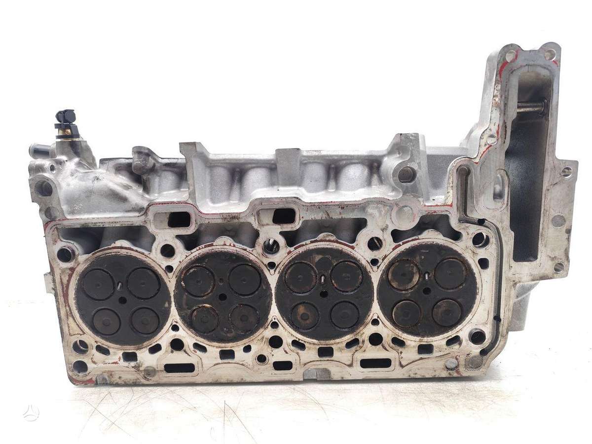 BMW 220, 8513709, variklio galvutė