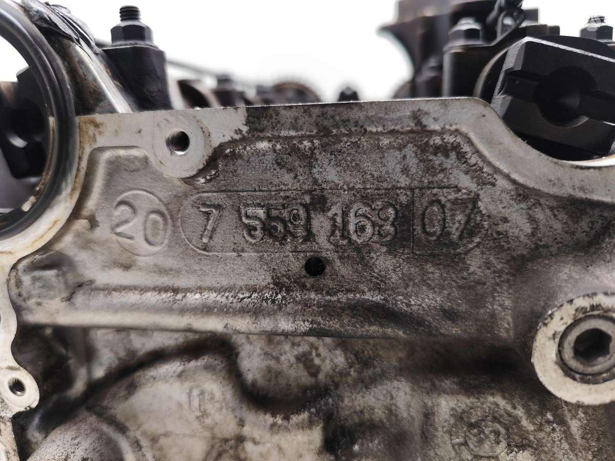 BMW 318, 7559168, variklio galvutė