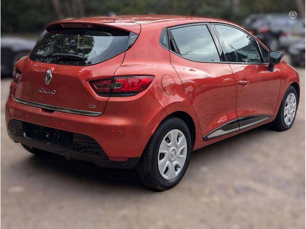 Renault Clio engine