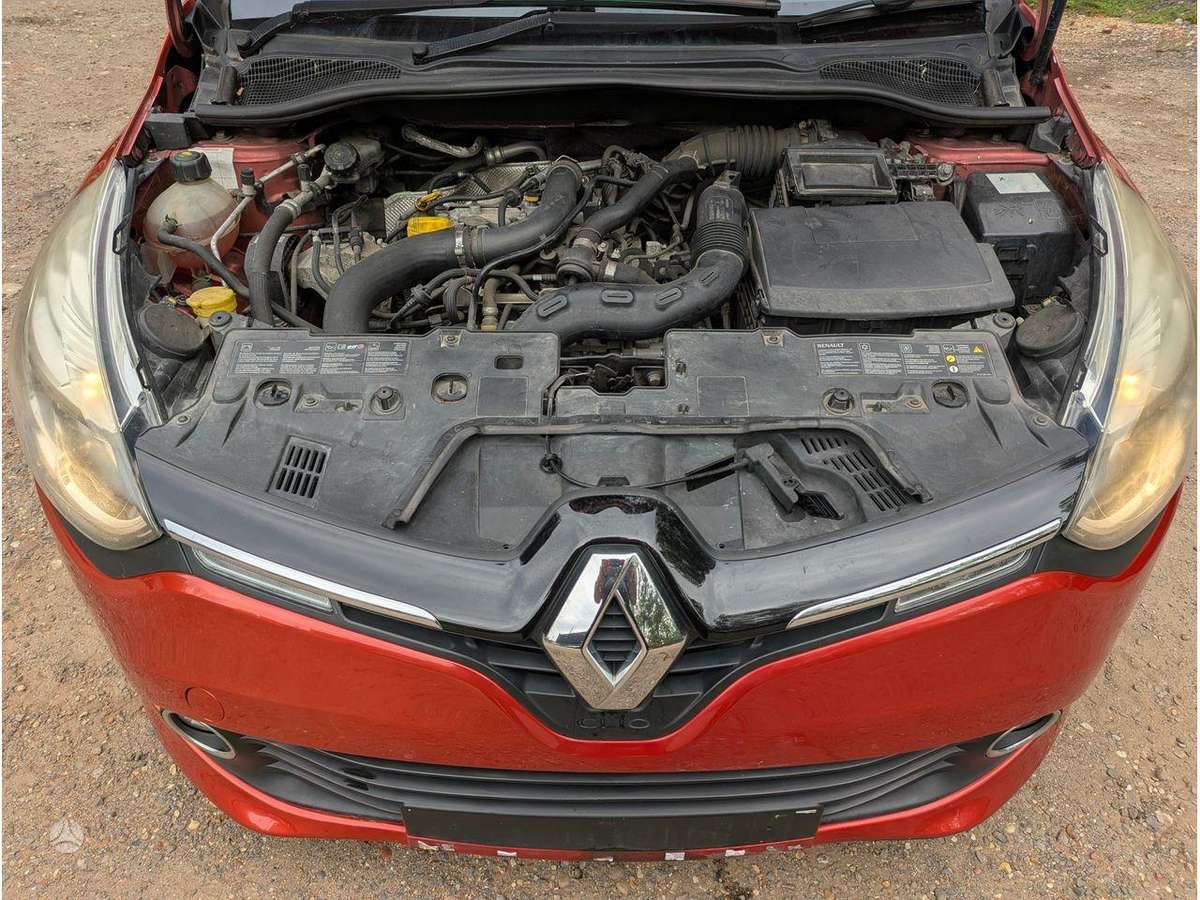 Renault Clio engine