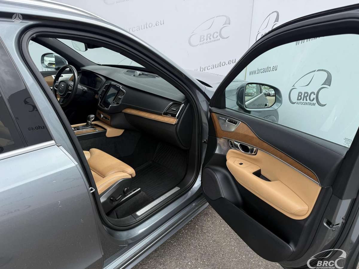 Volvo XC90 - 7