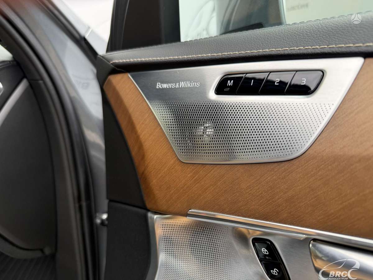 Volvo XC90 - 9