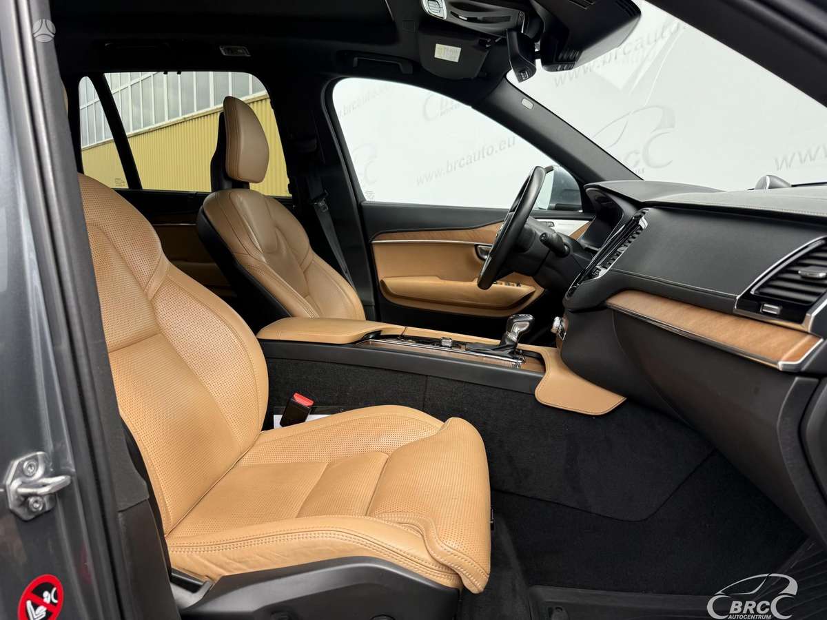 Volvo XC90 - 11
