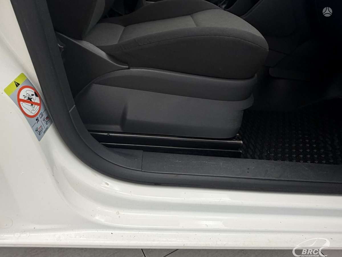 Volkswagen Caddy - 7