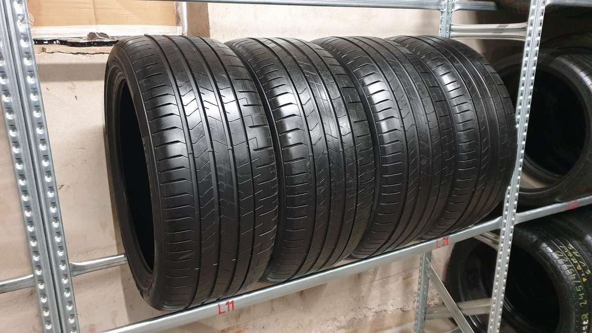 Pirelli PZero TM, летние 275/40 R20