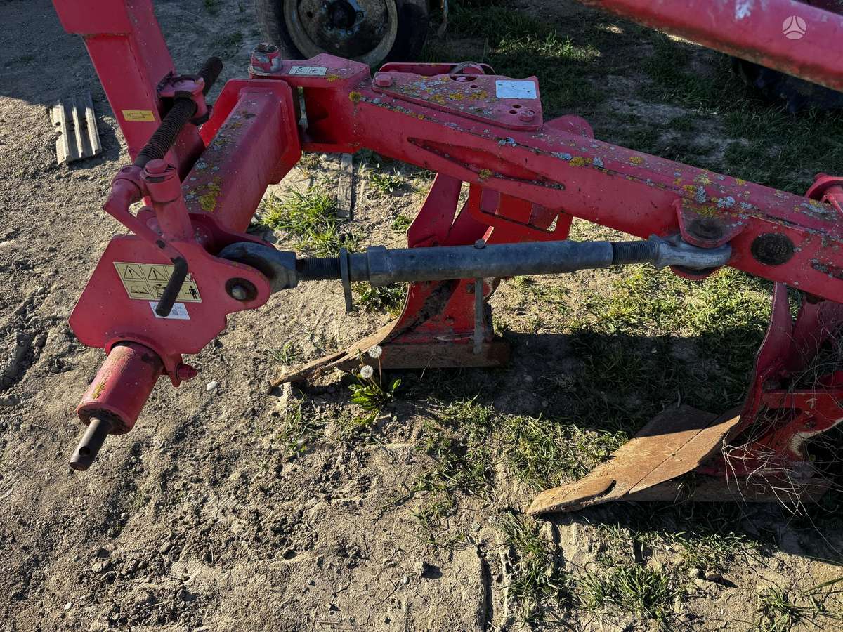 Akpil MIX40 4 korpusu, ploughs