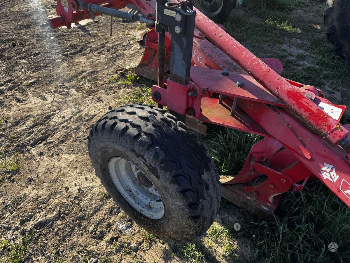 Akpil MIX40 4 korpusu, ploughs