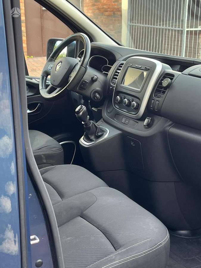 Renault Trafic, 2.0 l., Минивэн