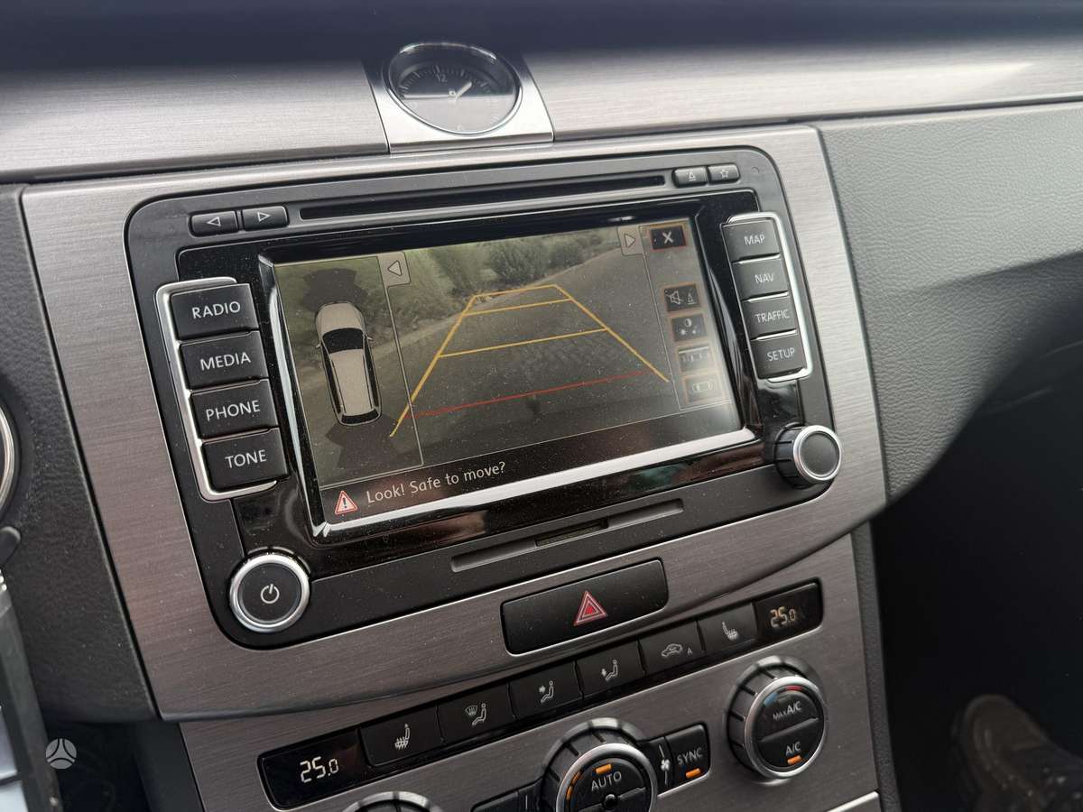 Volkswagen Passat, 2.0 l., Универсал