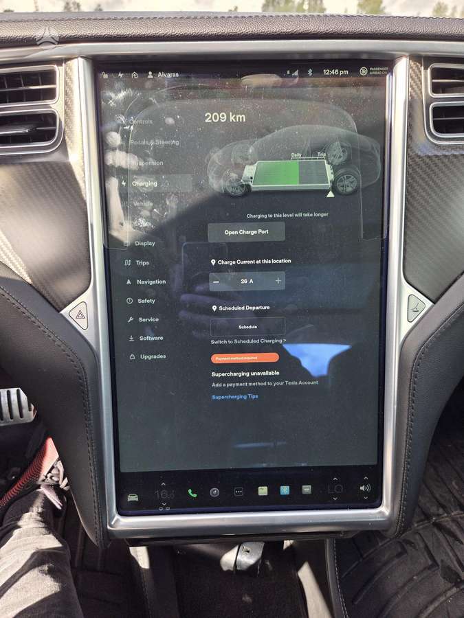 Tesla Model S, sedanas