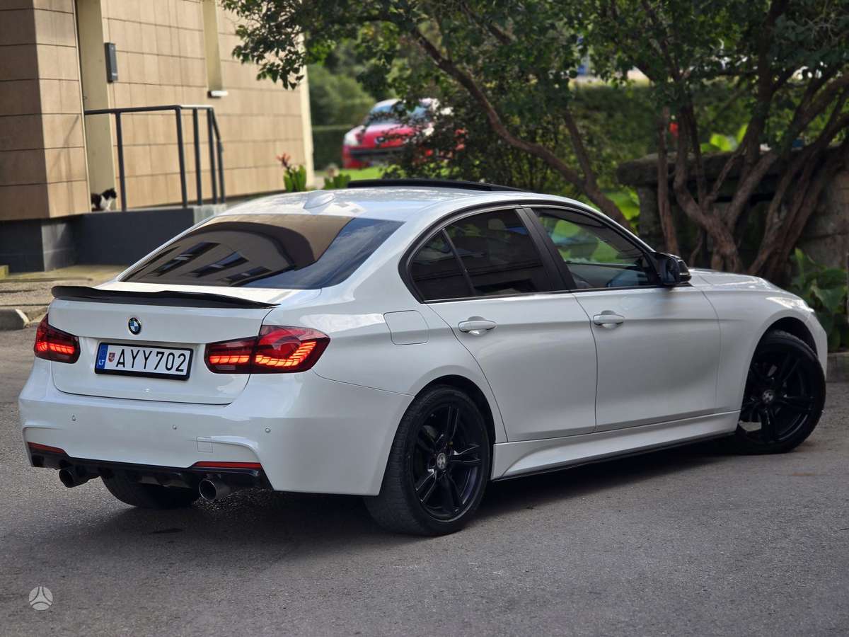 BMW 328, 2.0 l., Седан