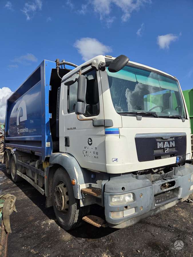 MAN TGM26.290, trucks