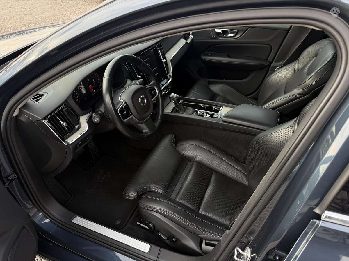 Volvo V60, 2.0 l., wagon