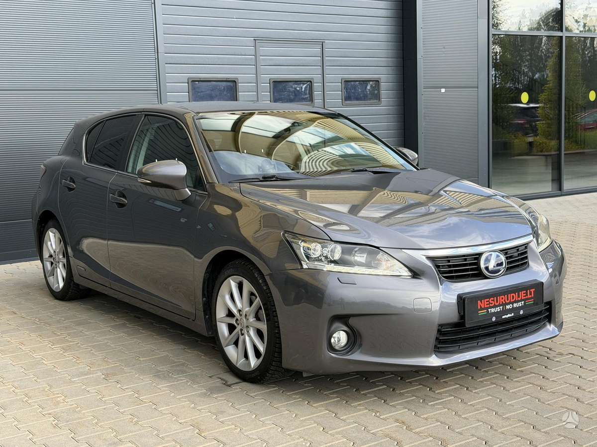 Lexus CT 200h, 1.8 l., hatchback