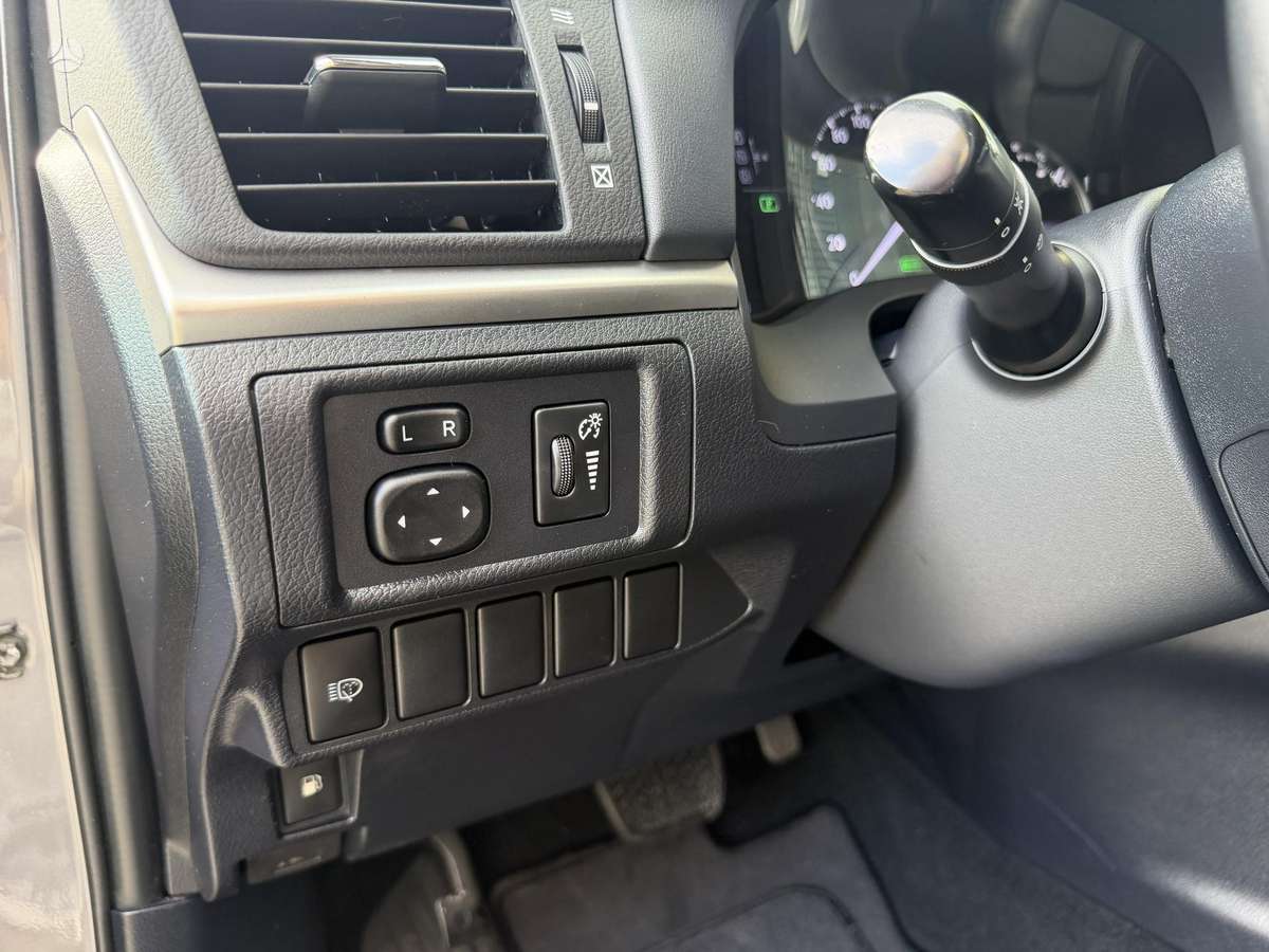 Lexus CT 200h, 1.8 l., hatchback