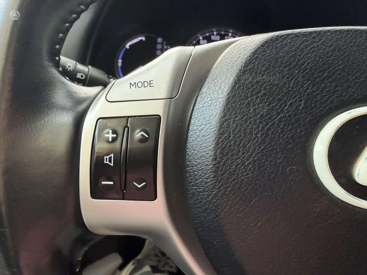 Lexus CT 200h, 1.8 l., hatchback