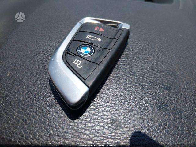 BMW X5, 3.0 l., off-road / crossover