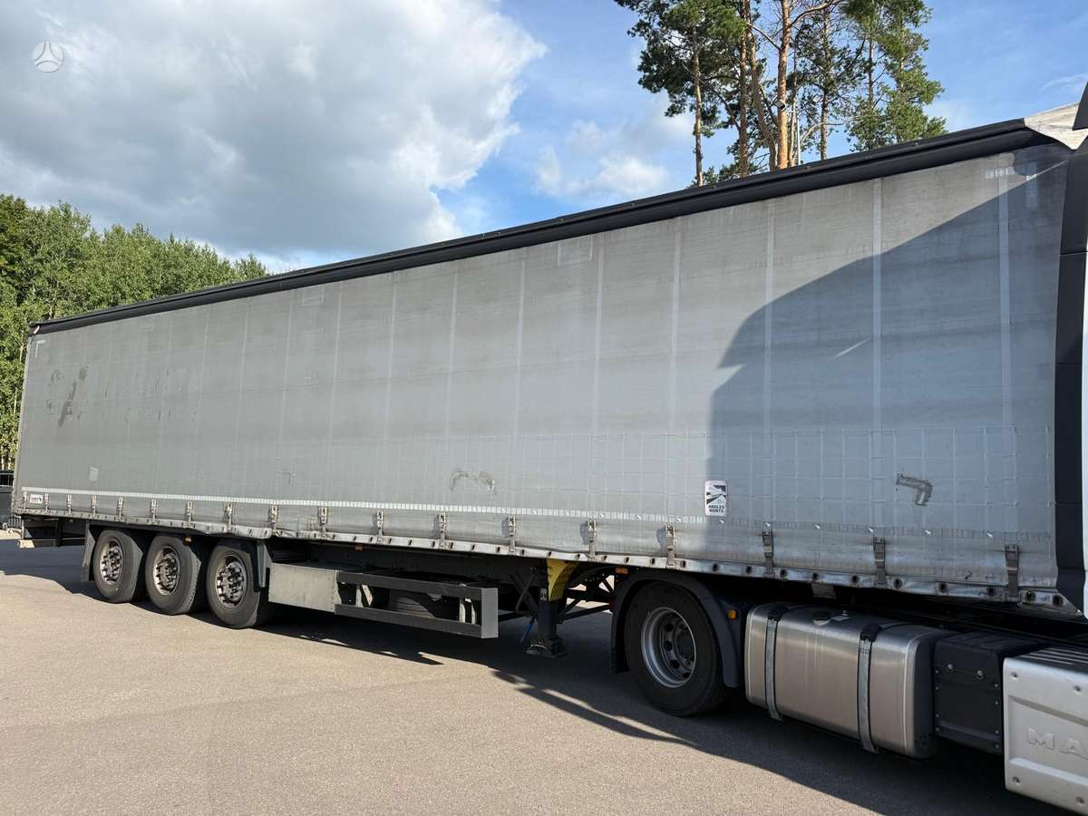 Schmitz SCS 24, užuolaidinės / tentinės