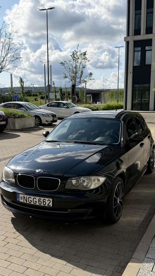 BMW 116, 1.6 l., Хэтчбек