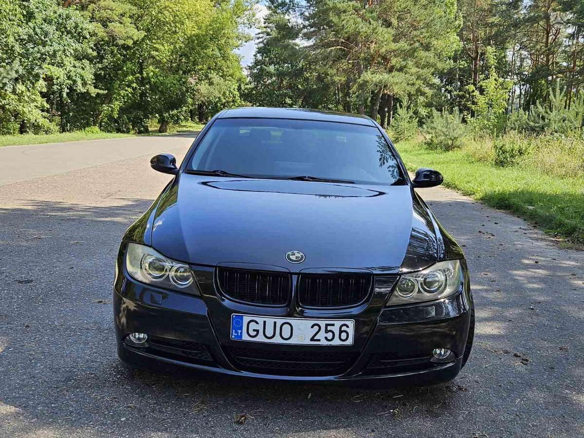 BMW 320, 2.0 l., Седан