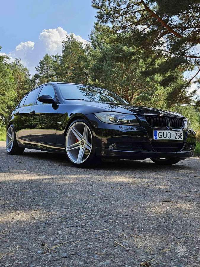 BMW 320, 2.0 l., Седан