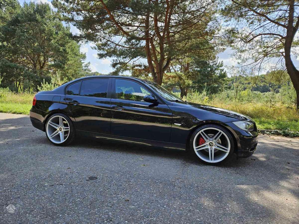 BMW 320, 2.0 l., Седан