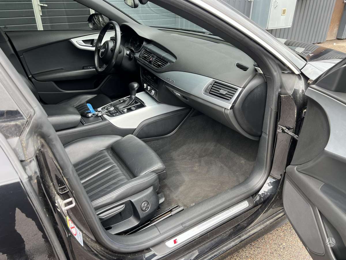 Audi A7, 3.0 l., hatchback