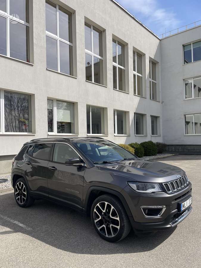 Jeep Compass, 1.3 l., Внедорожник / Кроссовер