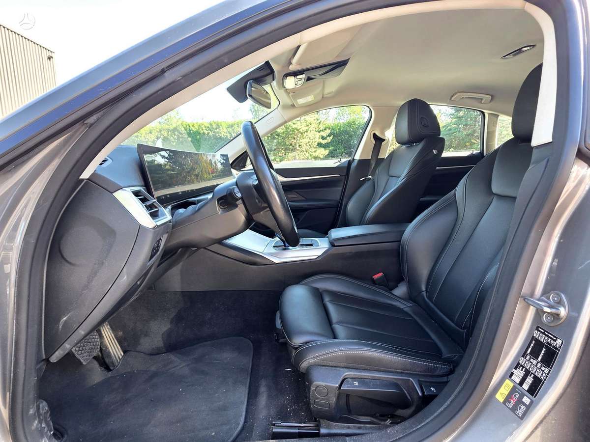 BMW i4, 84 kWh, coupe