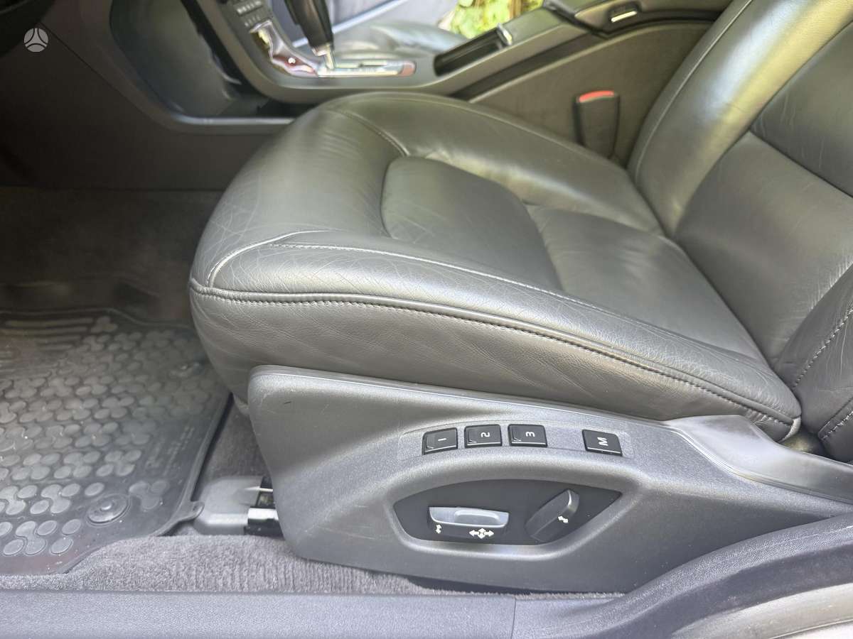 Volvo S80, 2.4 l., Седан