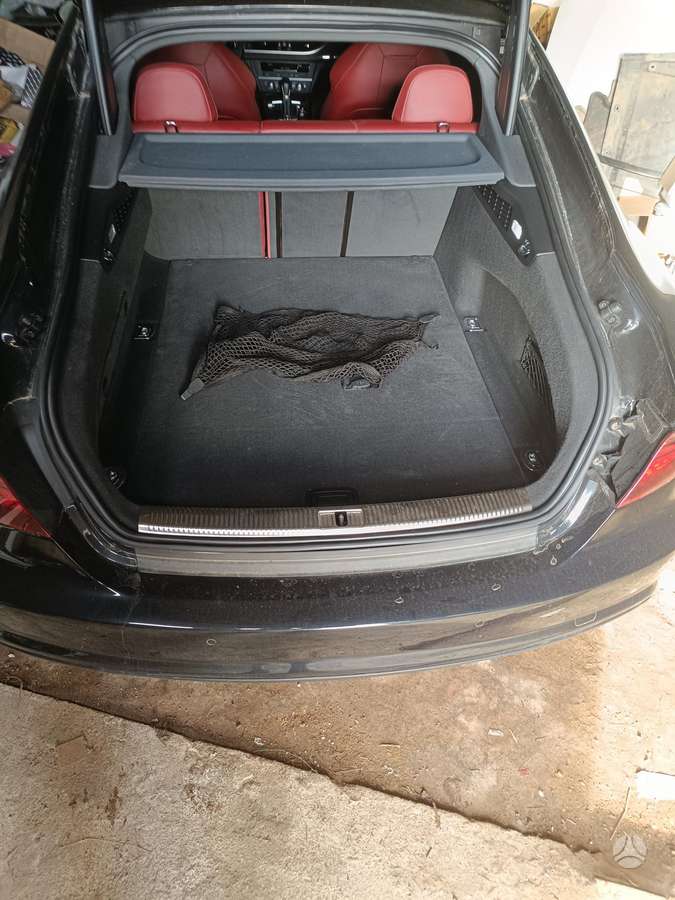 Audi S7, hatchback