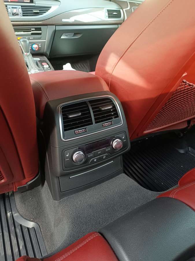 Audi S7, hatchback