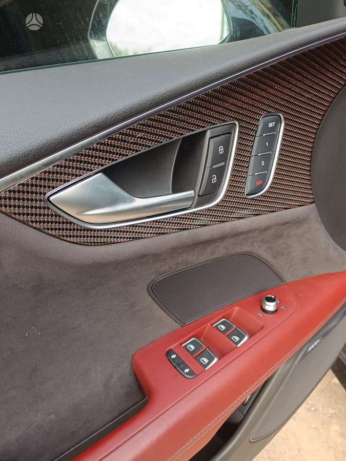 Audi S7, hatchback