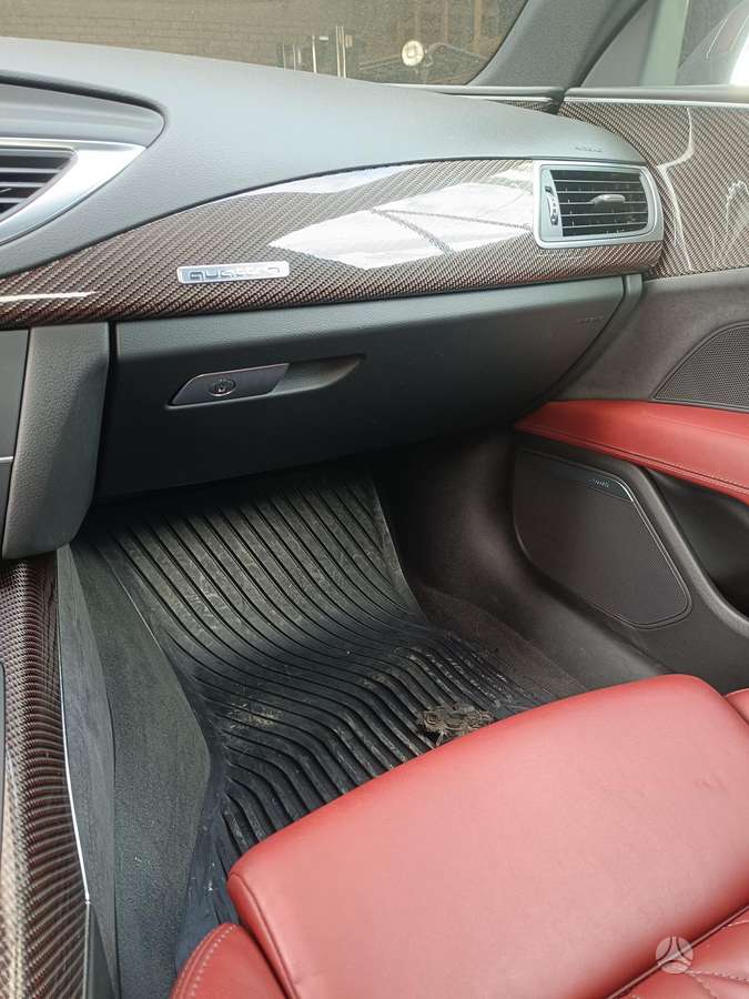 Audi S7, hatchback