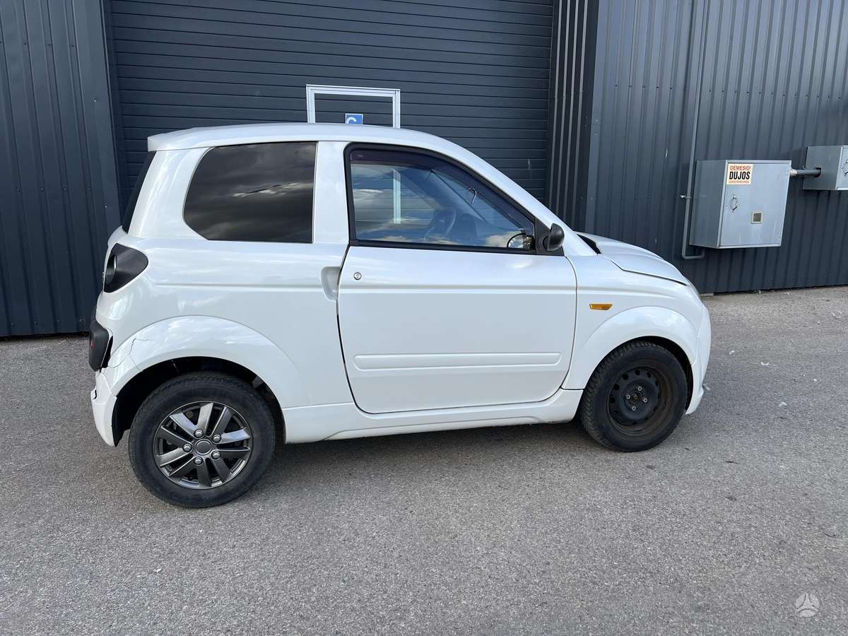 Microcar Mgo, 0.5 l., Хэтчбек