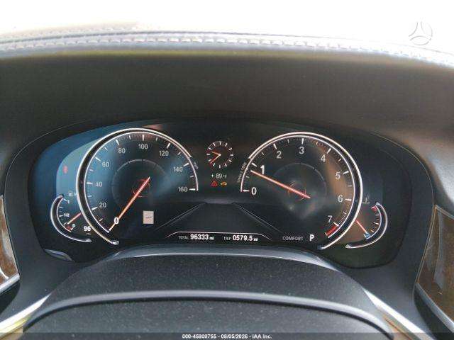 BMW 740 - 11