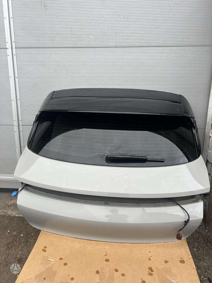 Porsche Taycan kėbulo dalys