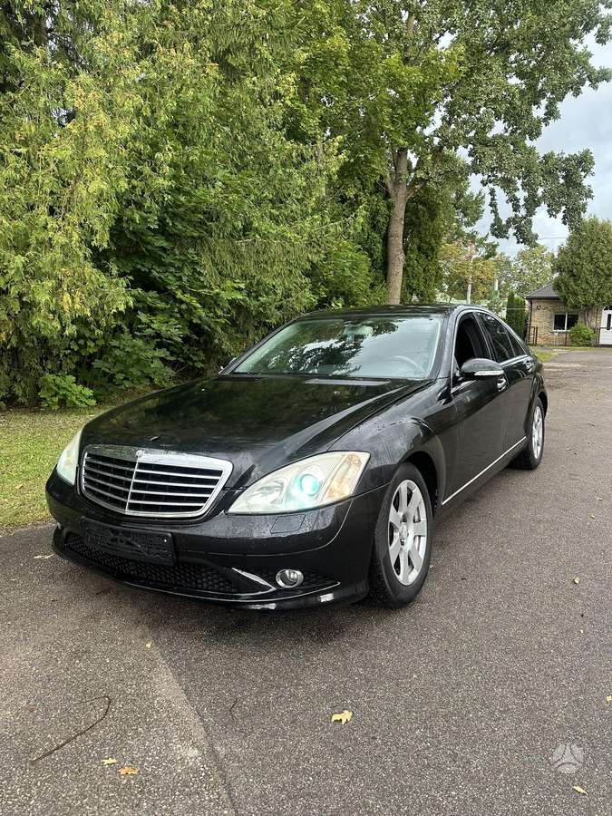 Mercedes-Benz S350 - 1