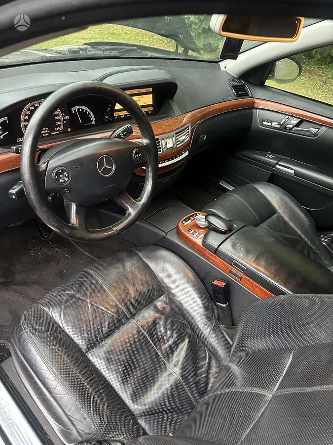 Mercedes-Benz S350 - 7