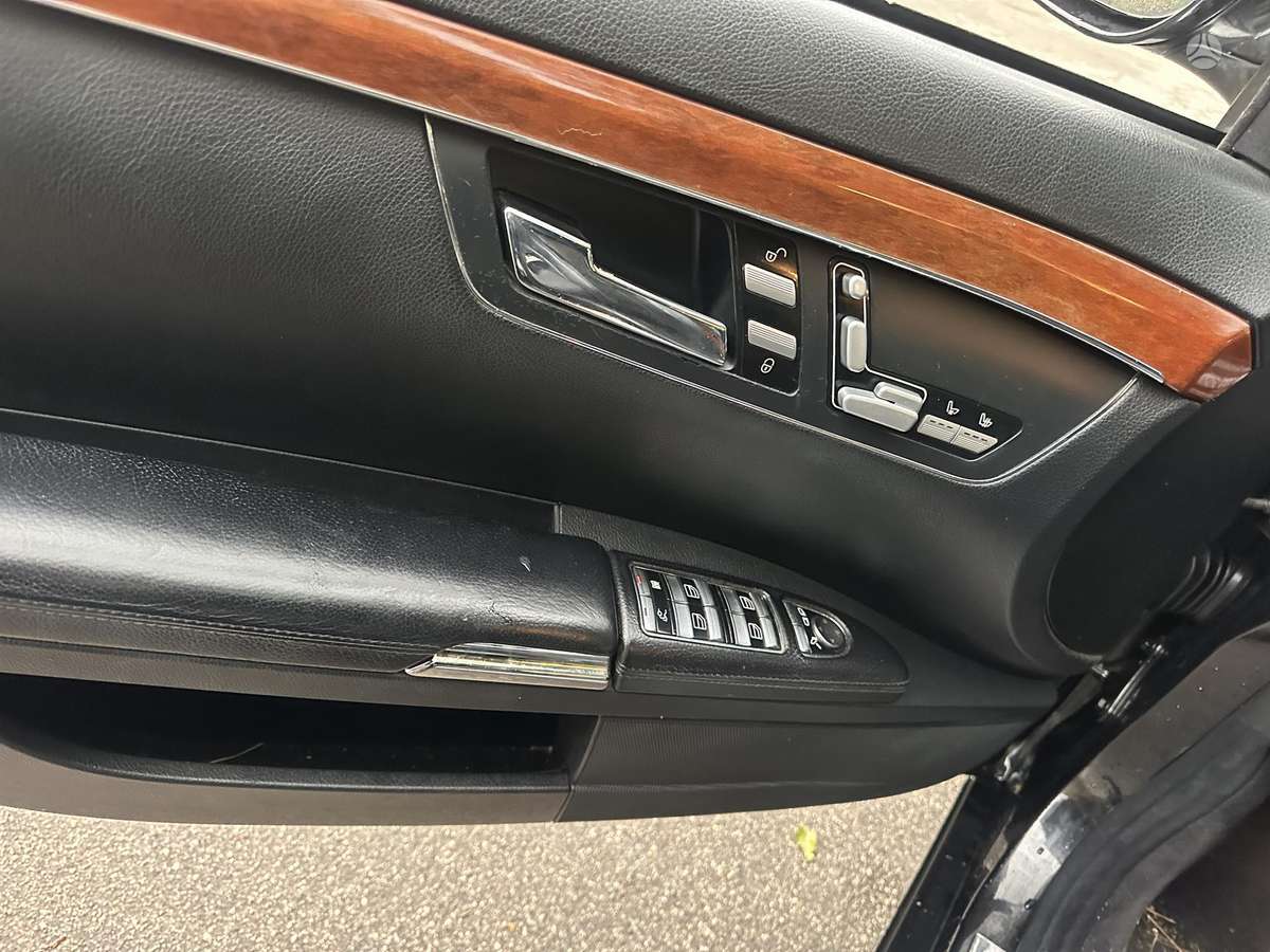 Mercedes-Benz S350 - 12