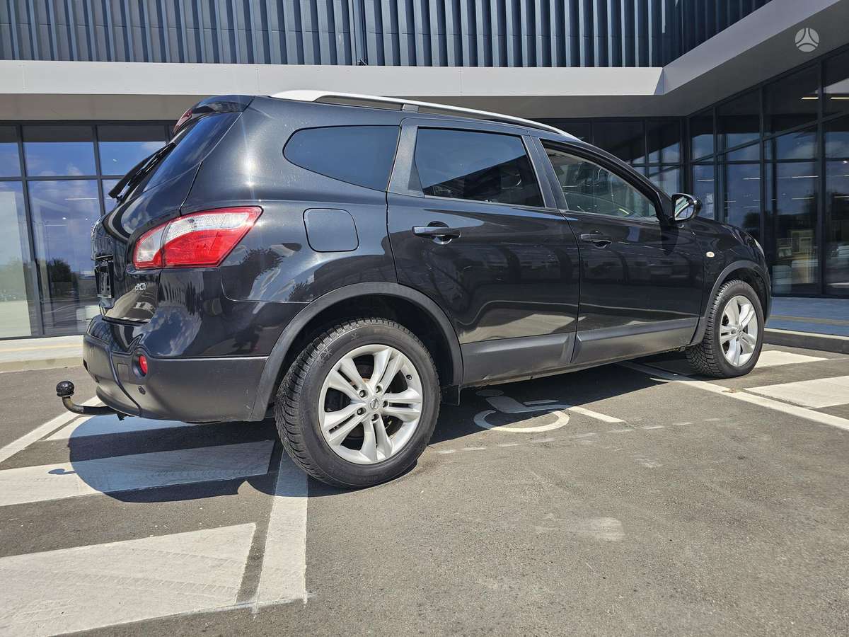 Nissan Qashqai+2 2011 — фото 33