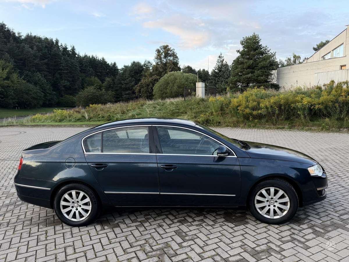 Volkswagen Passat - 5
