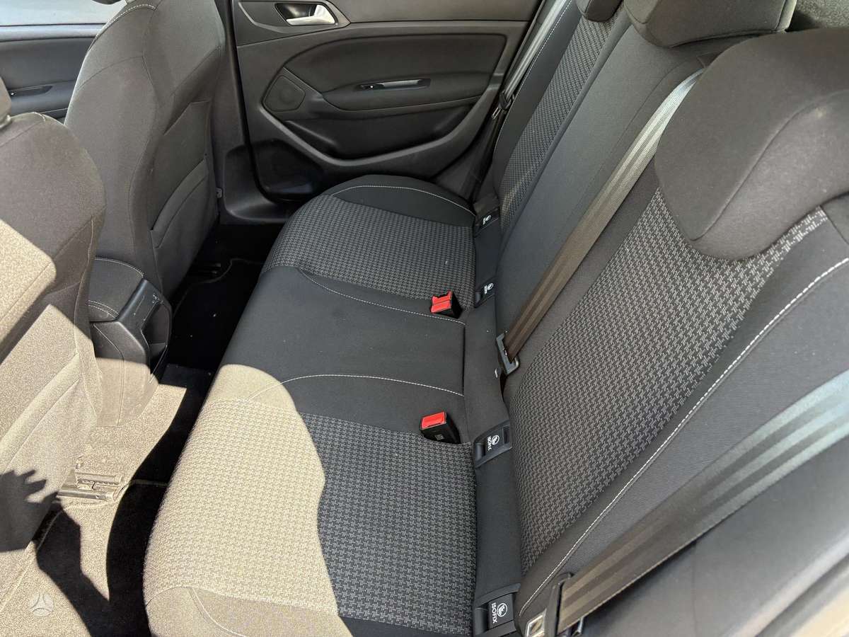 Peugeot 308 - 9