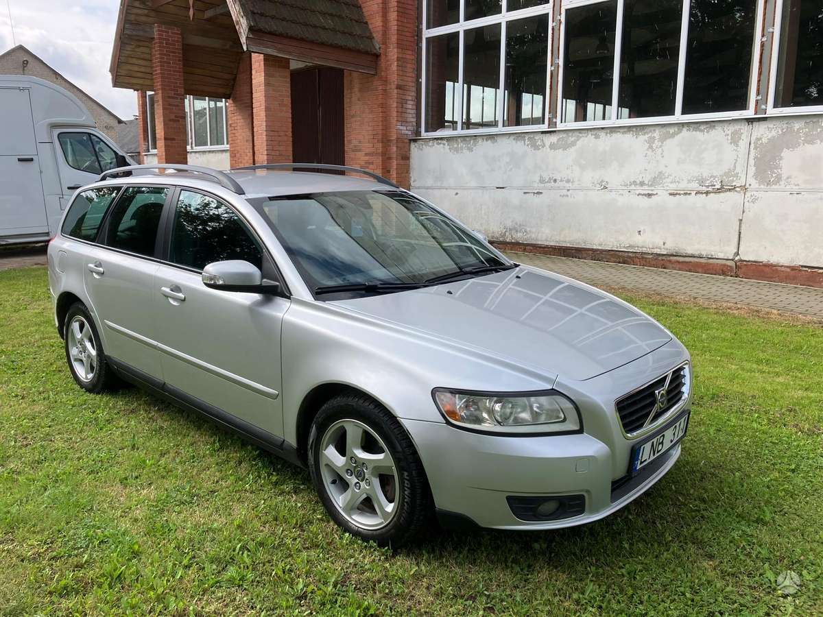 Volvo V50 - 4