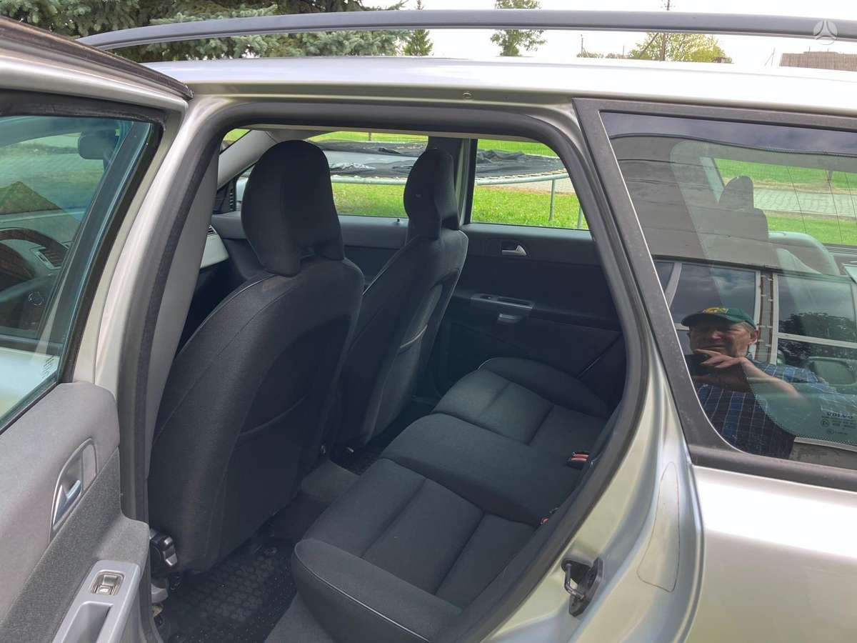 Volvo V50 - 9