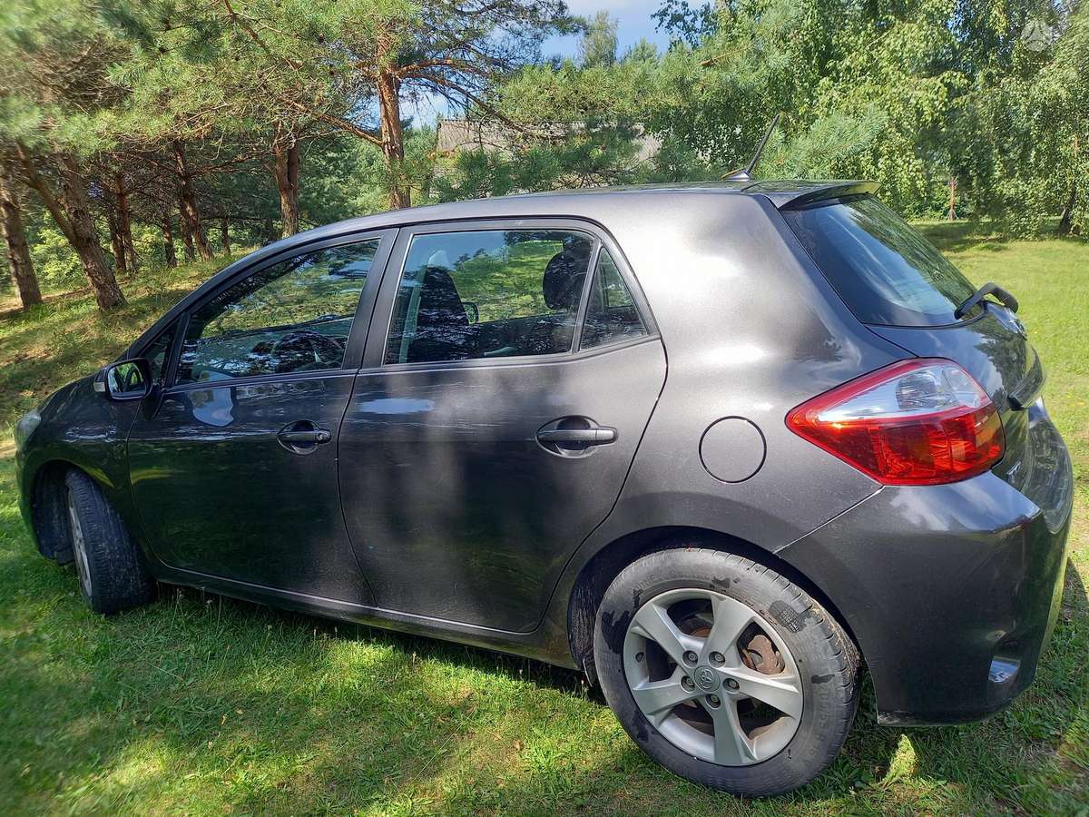 Toyota Auris, 2.0 l., Хэтчбек