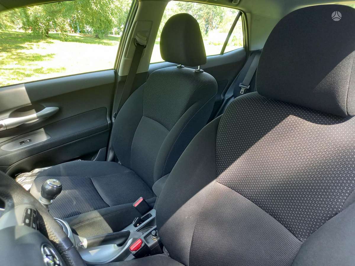 Toyota Auris, 2.0 l., hatchback